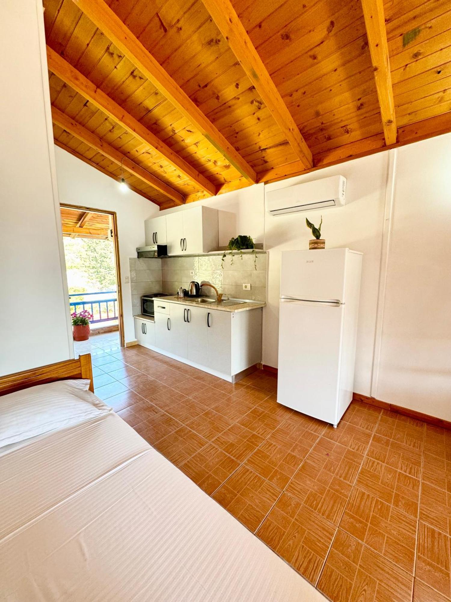 Guesthouse Rondo ฮีมาเรอ ภายนอก รูปภาพ