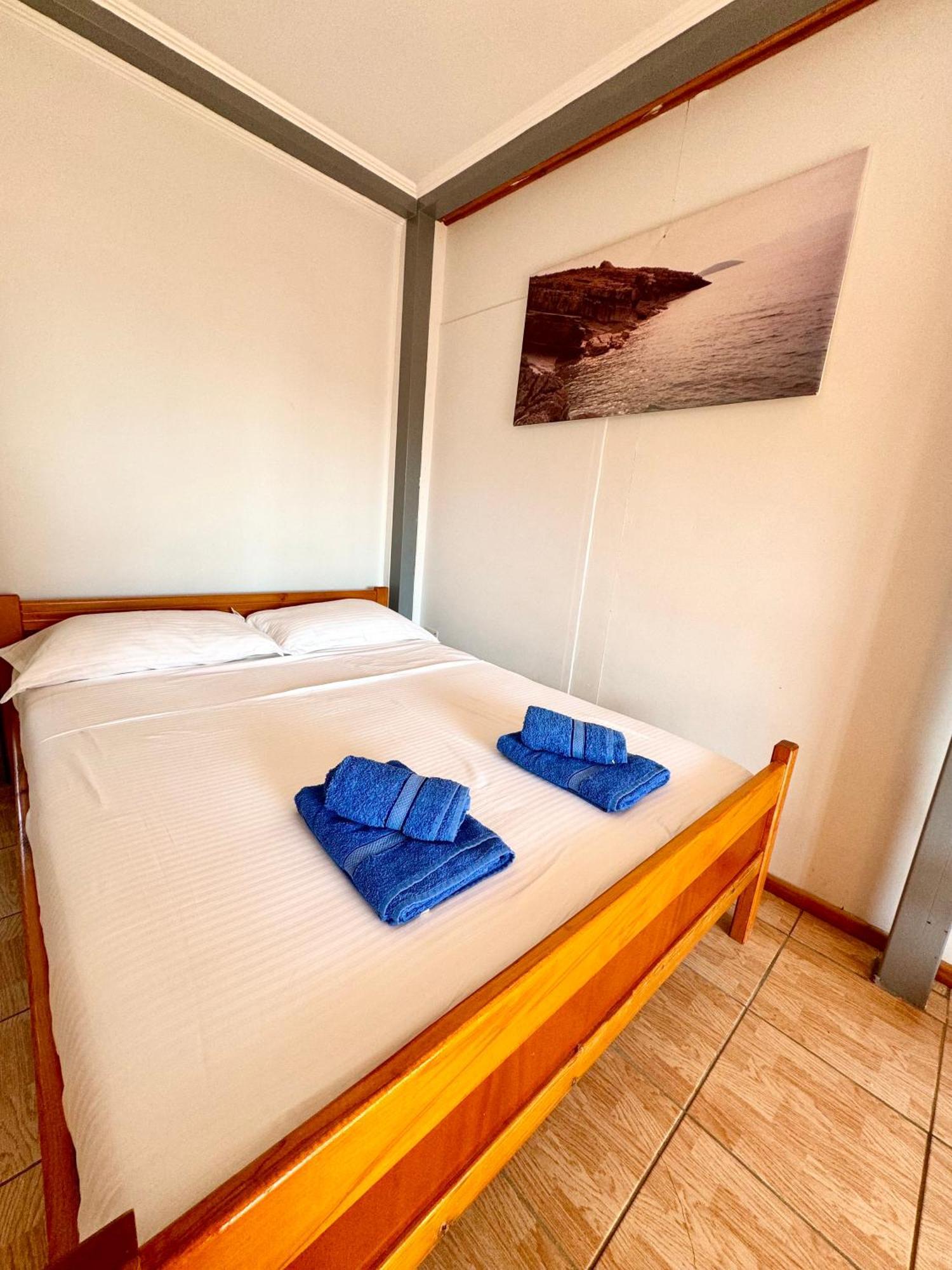 Guesthouse Rondo ฮีมาเรอ ภายนอก รูปภาพ