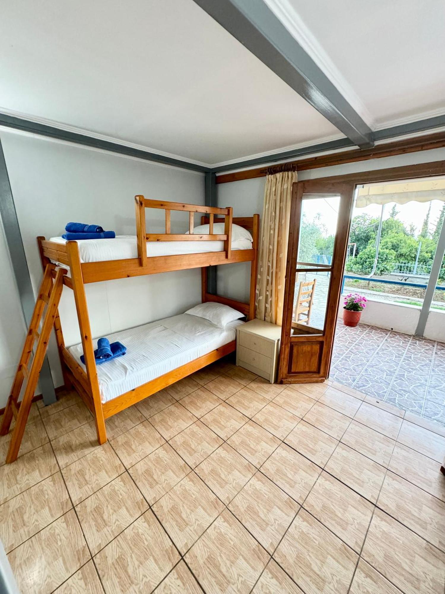 Guesthouse Rondo ฮีมาเรอ ภายนอก รูปภาพ