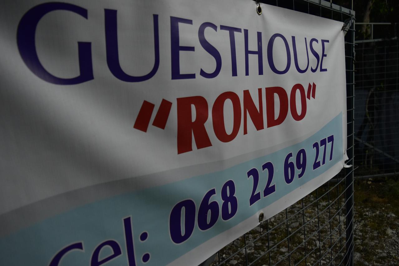 Guesthouse Rondo ฮีมาเรอ ภายนอก รูปภาพ