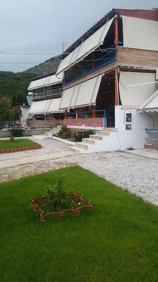 Guesthouse Rondo ฮีมาเรอ ภายนอก รูปภาพ